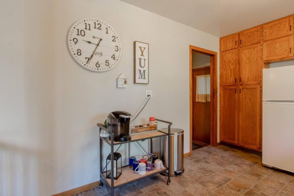 Family Home W/ 2 King, 2 Queen Beds + Game Room Bemidji Exterior foto